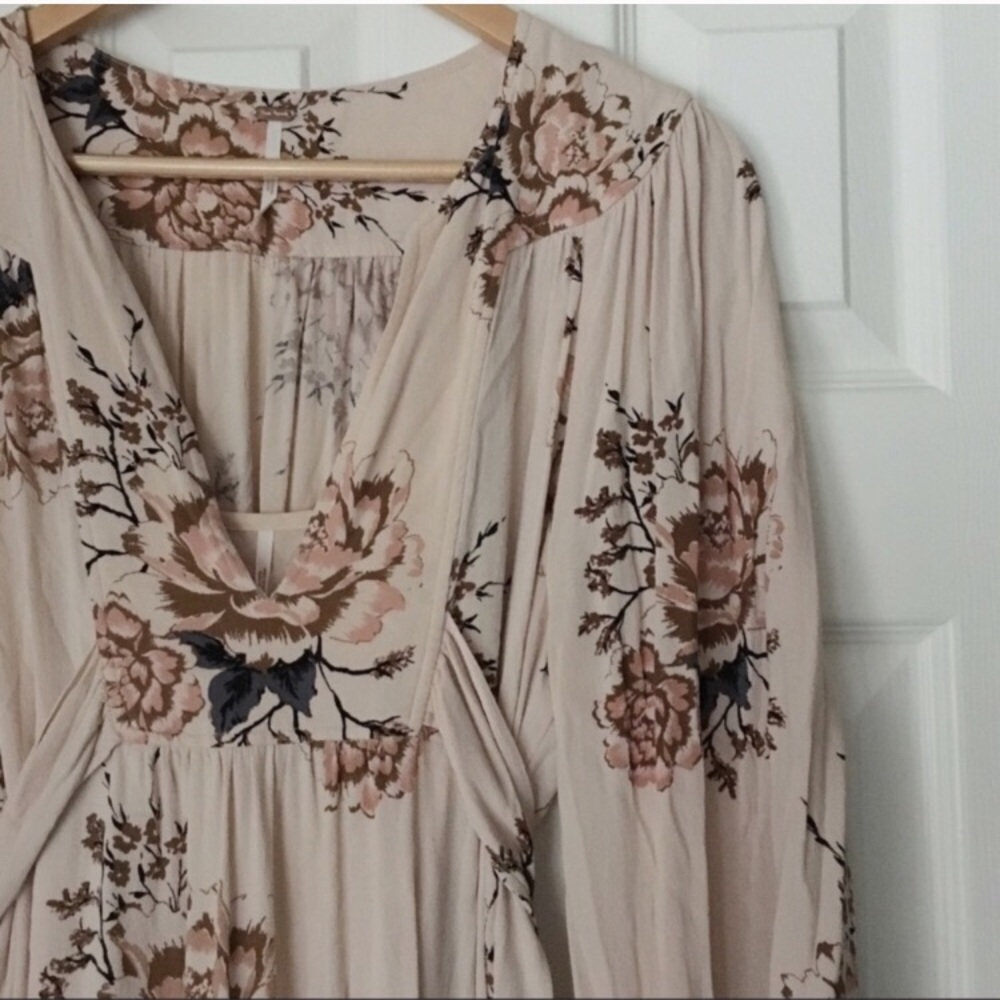 SALE ⭐️ Free People Floral Maxi Dress